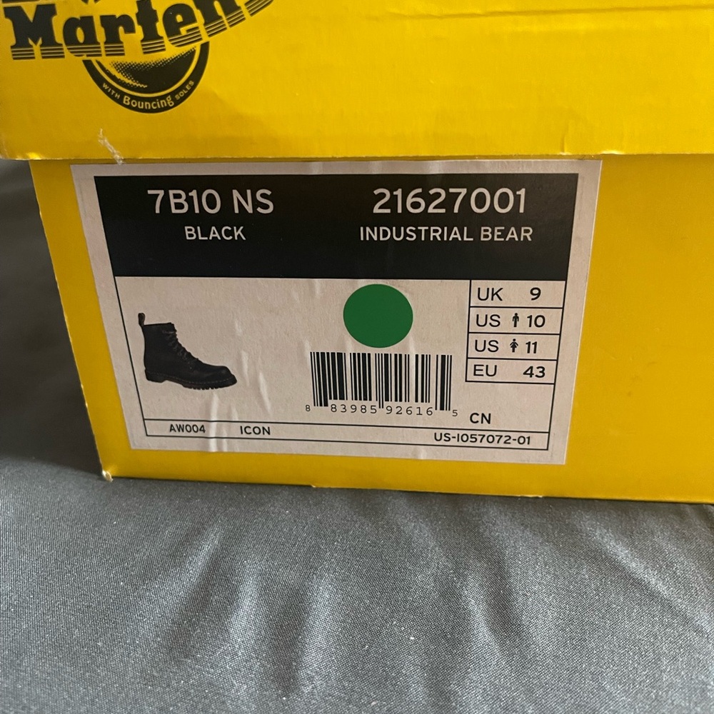 Brand new, never worn Dr. Martens lace up combat boots.